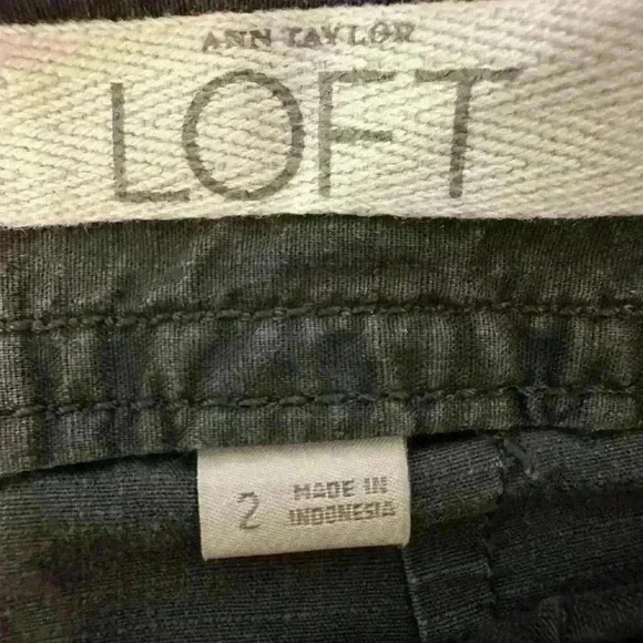 Loft Back Zip Causal Skirt Size 2 - Picture 3 of 5